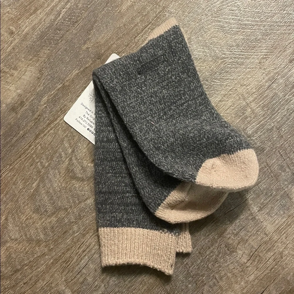 Muk Luks Gray Tan Knit Boot Socks OSFM
